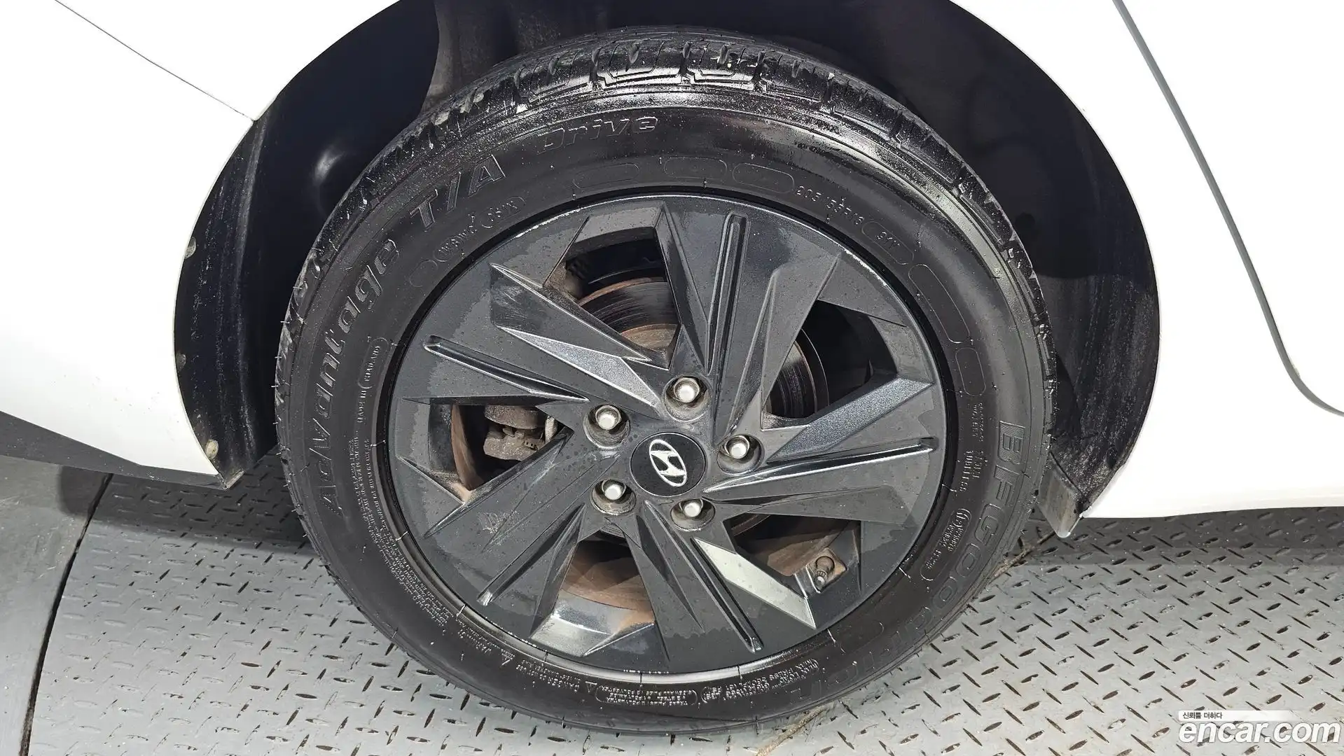 AVANTE Hyundai 2022.4-OUTER-005