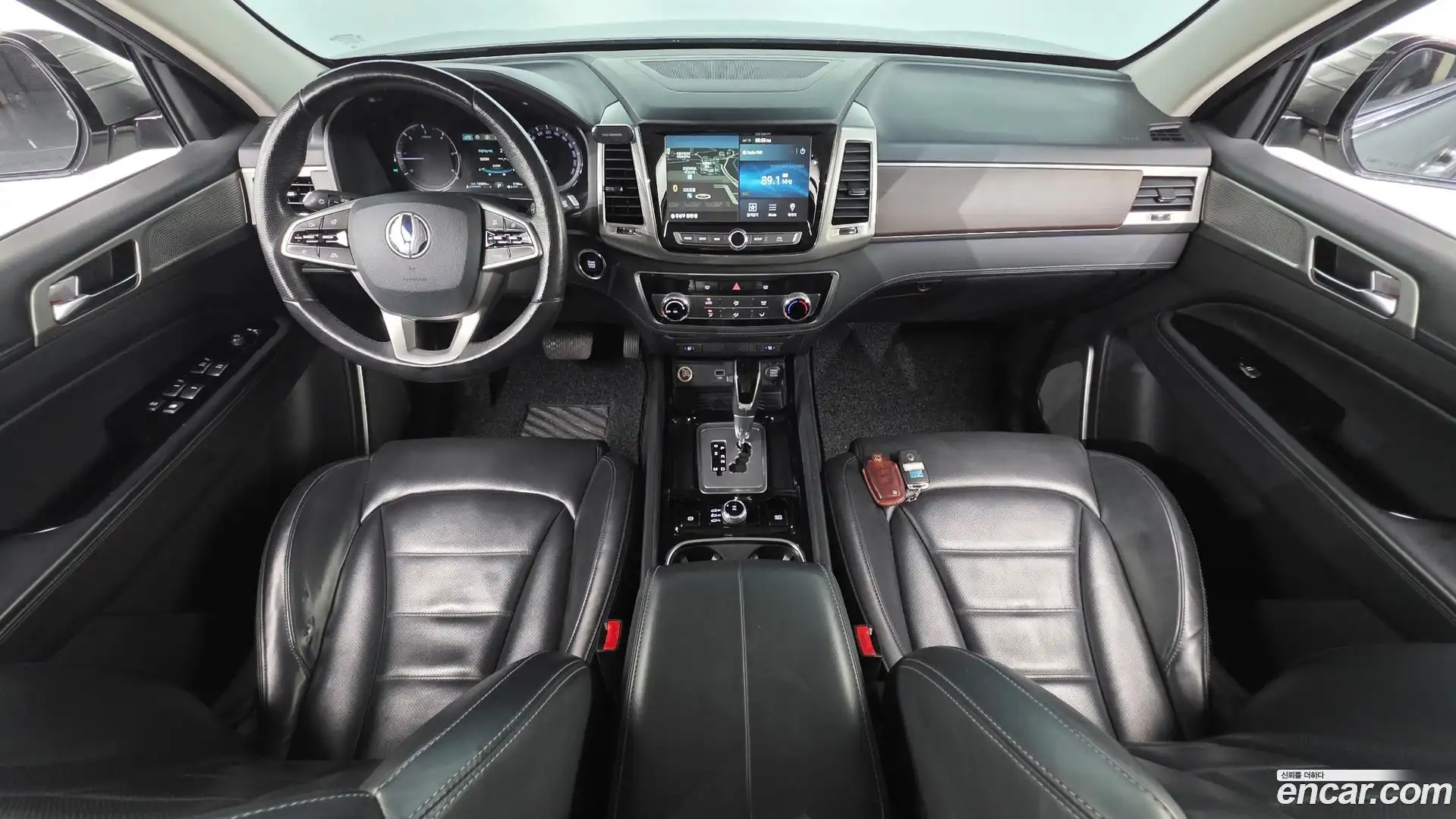 Rexton KG Mobility 2018.5-INNER-007