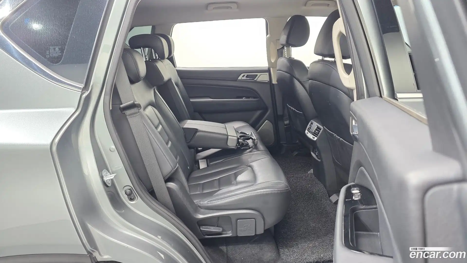 Rexton KG Mobility 2018.5-OPTION-015