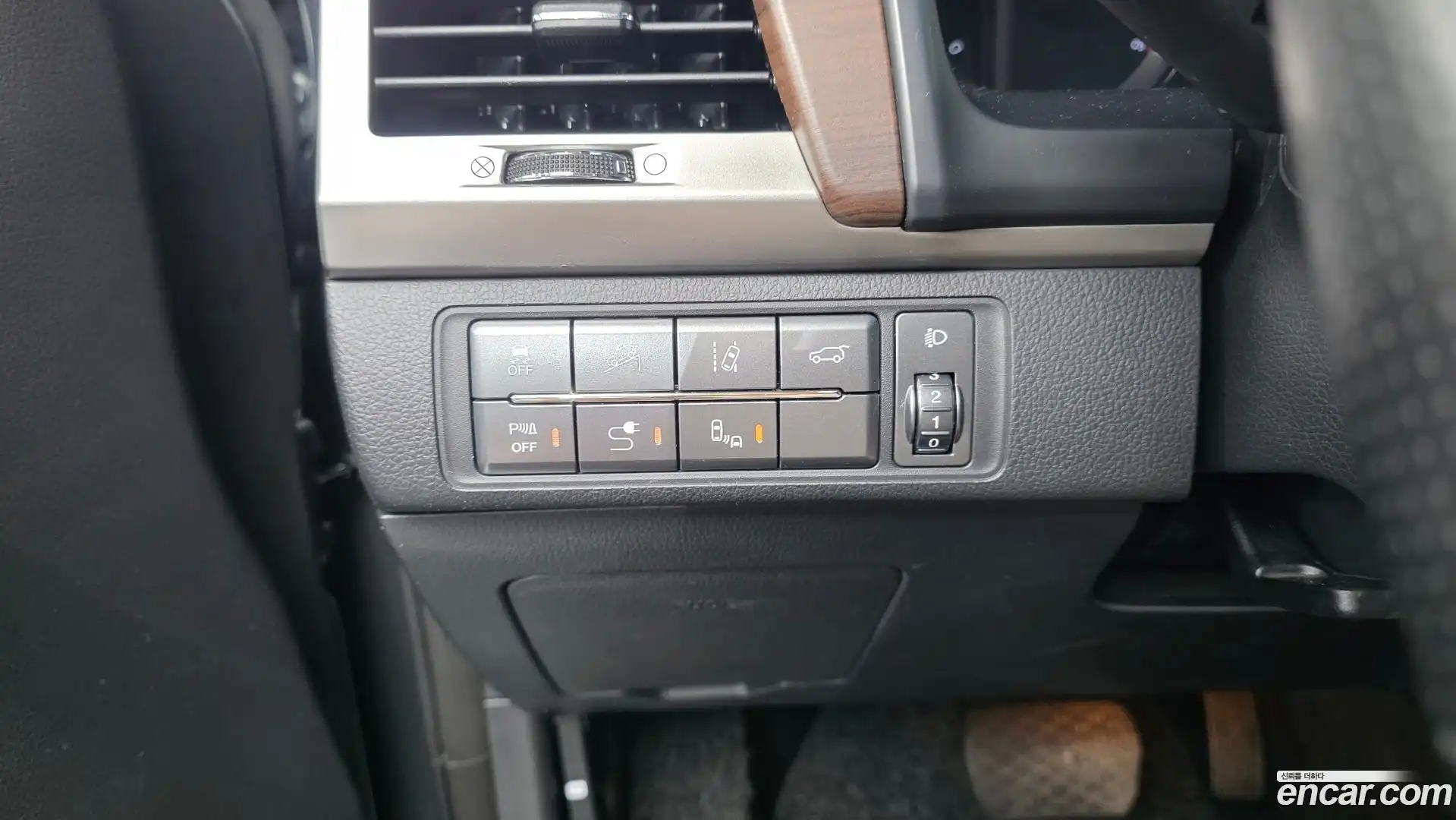 Rexton KG Mobility 2018.5-OPTION-023