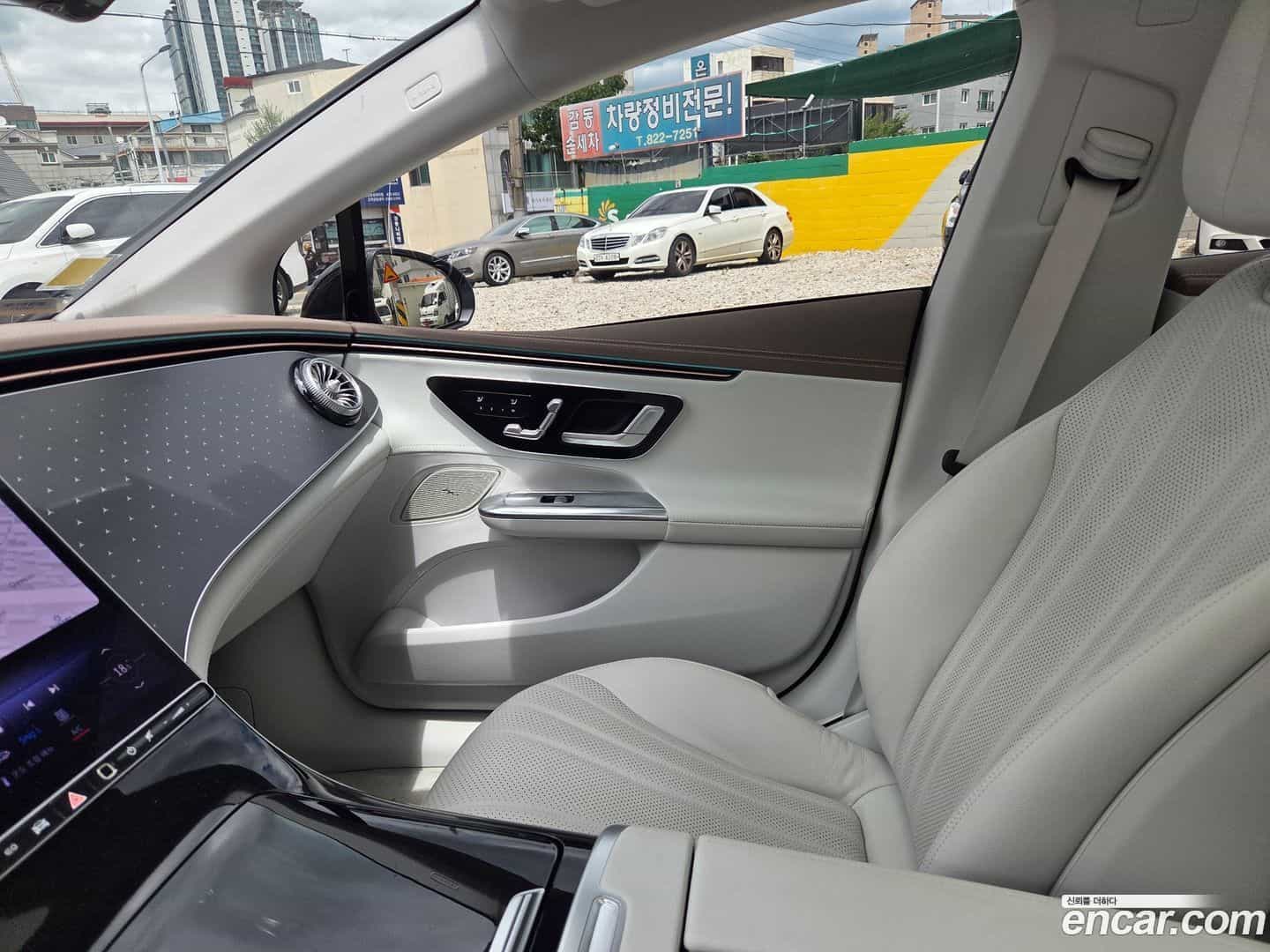 EQE Mercedes-Benz 2024.9-INNER-007