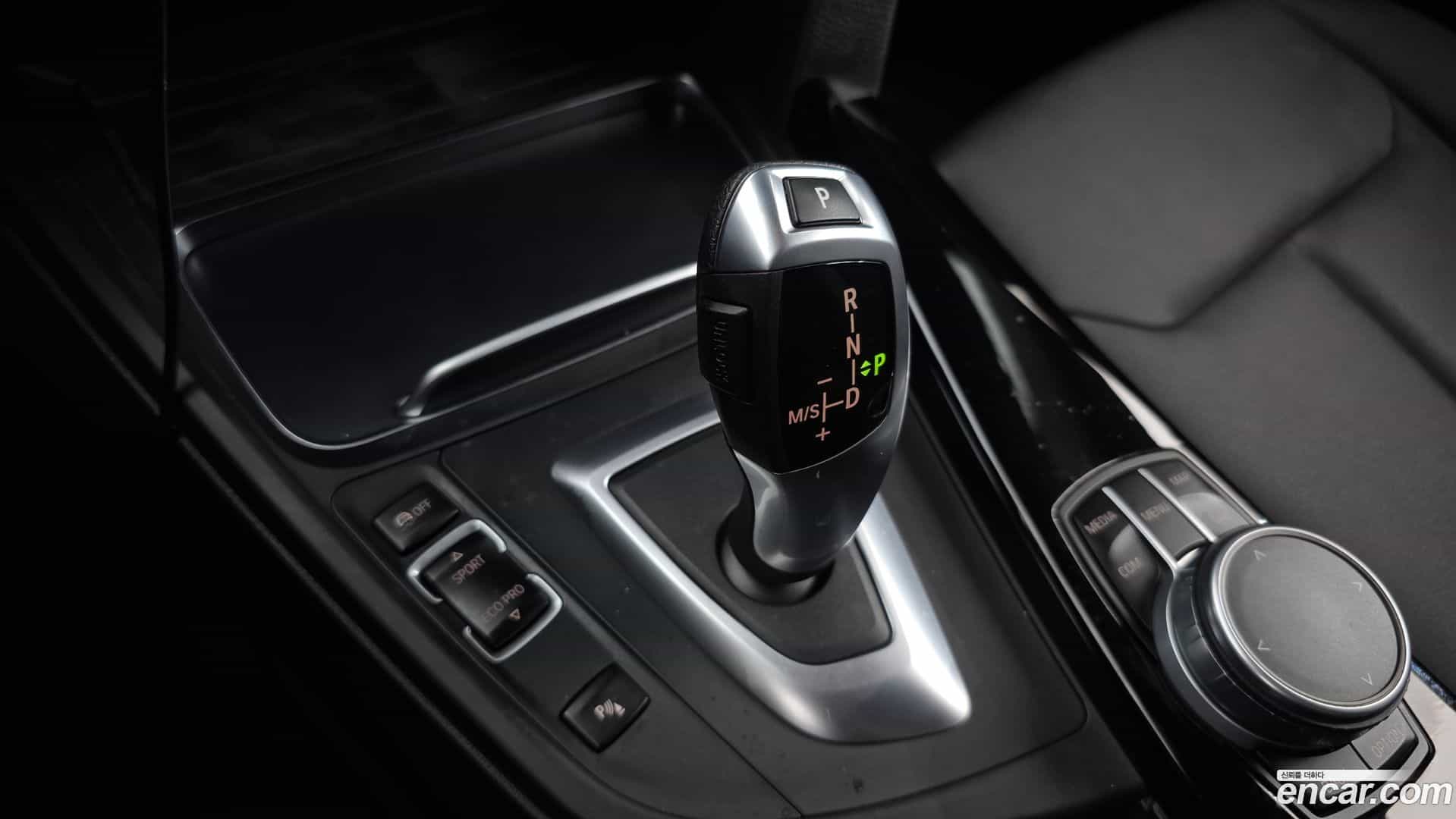 Gran Turismo BMW 2017.3-INNER-009