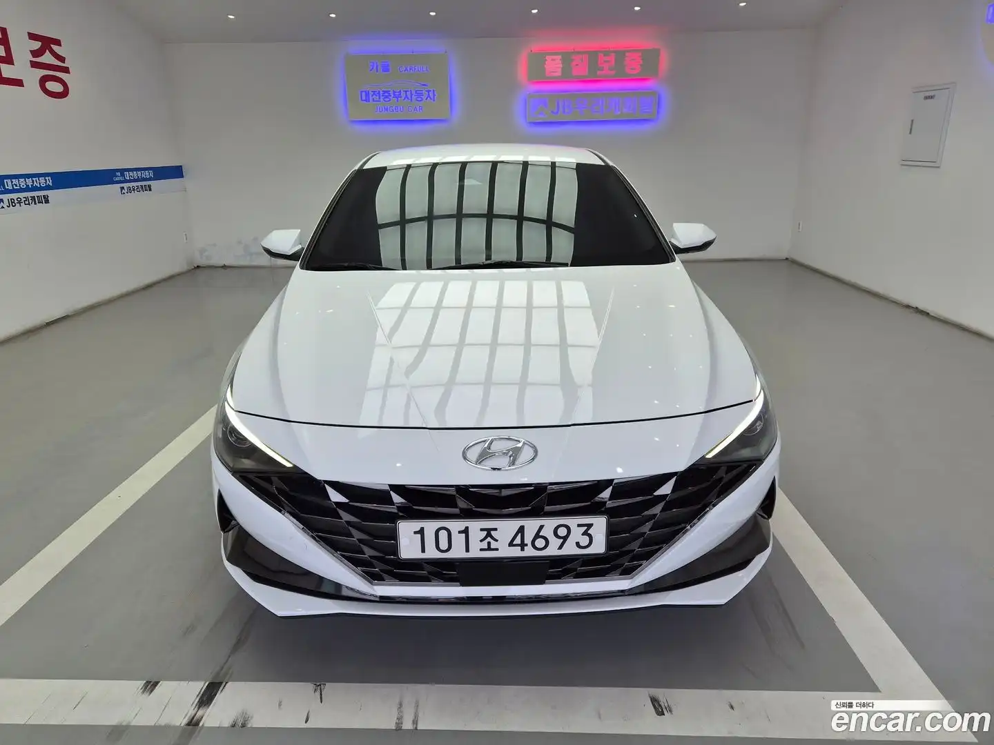 AVANTE Hyundai 2023.0-OUTER-002