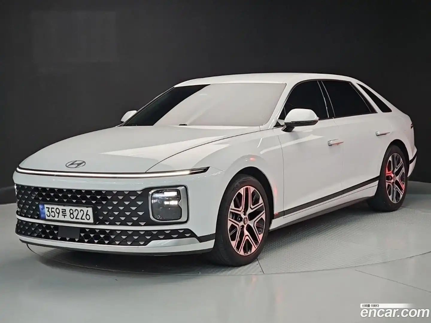 Grandeur Hyundai 2024.2-OUTER-001