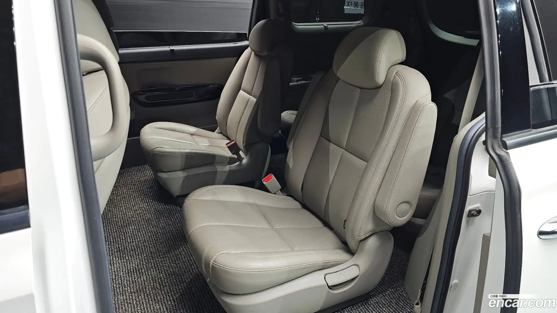 Canival Kia 2020.5-OPTION-015