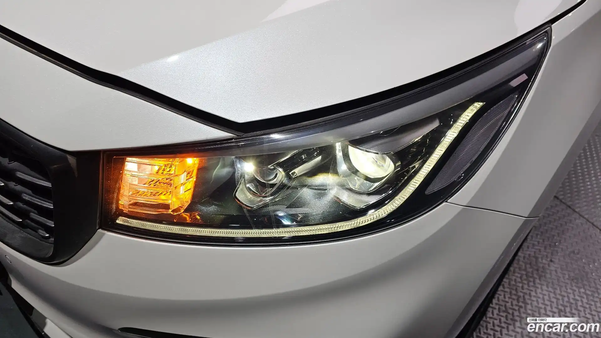 Canival Kia 2020.5-OUTER-032