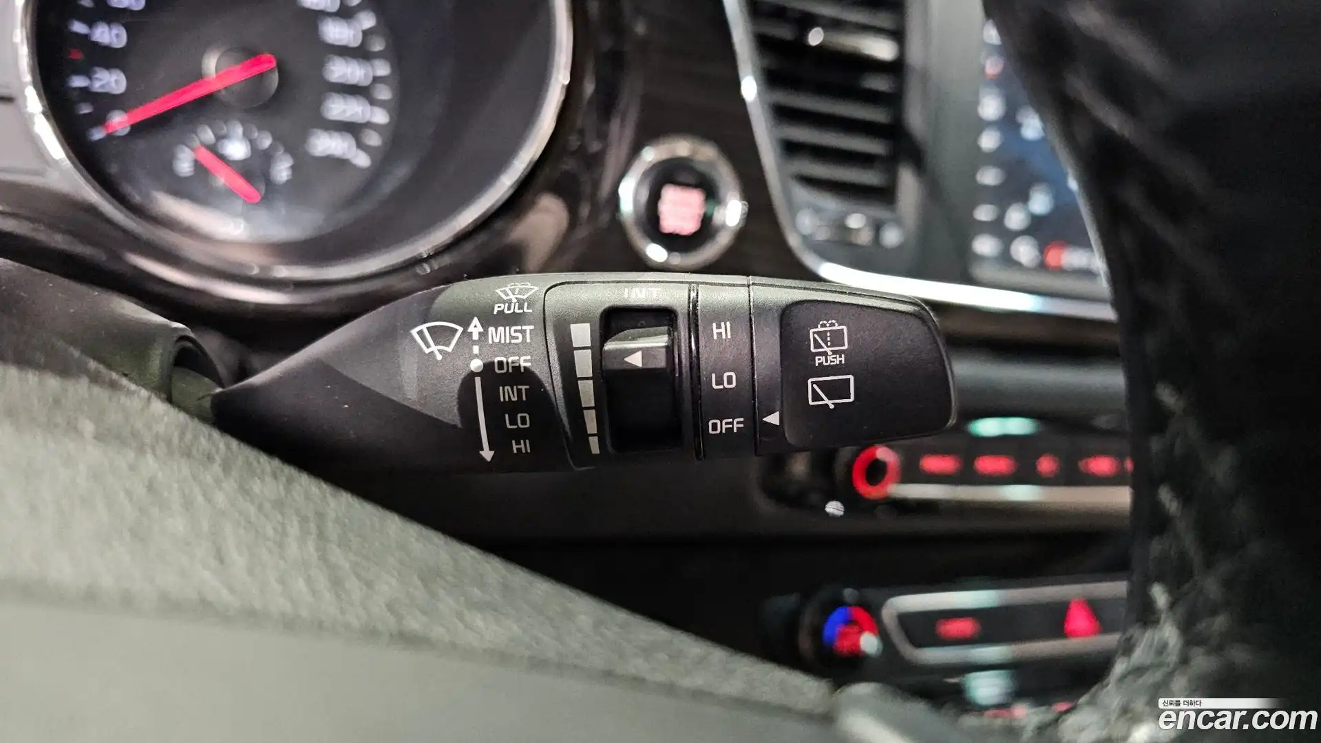 Canival Kia 2020.5-OPTION-043