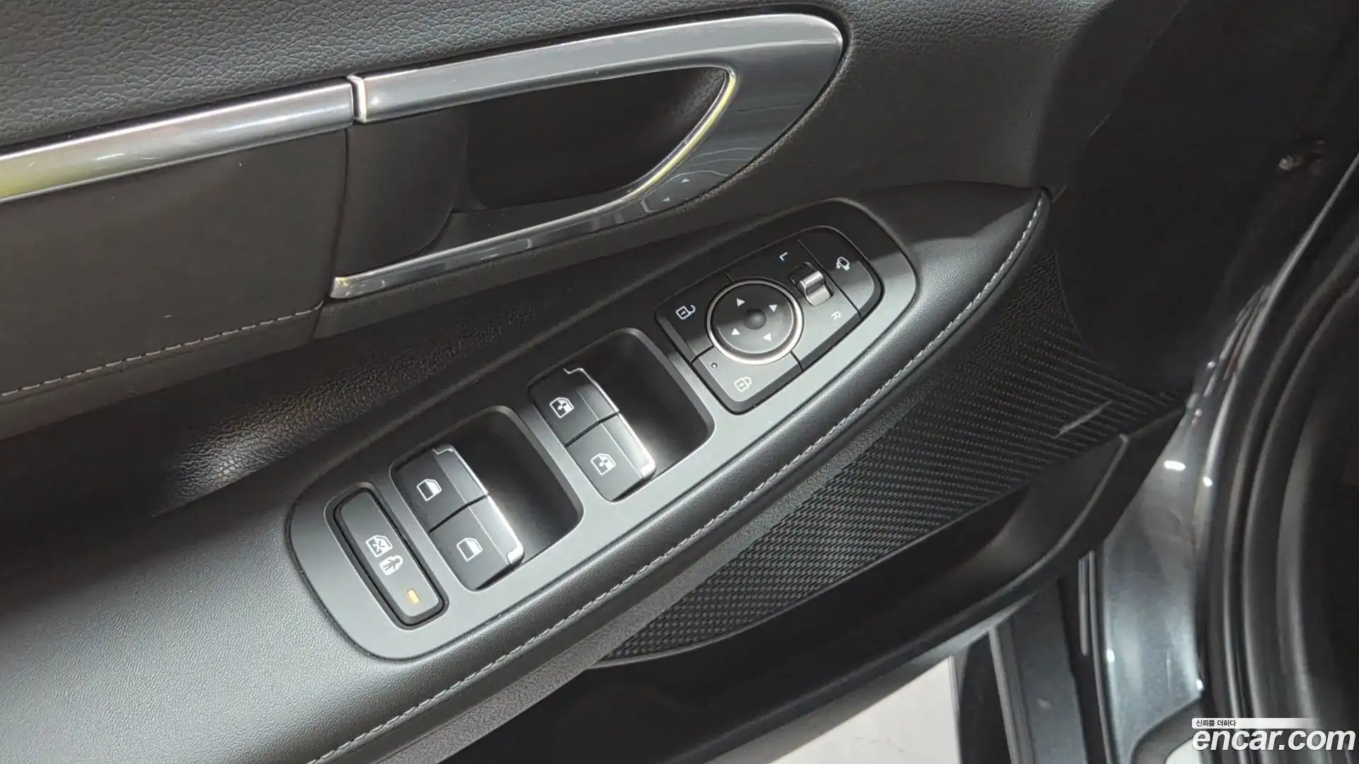 Sonata Hyundai 2022.6-OPTION-018