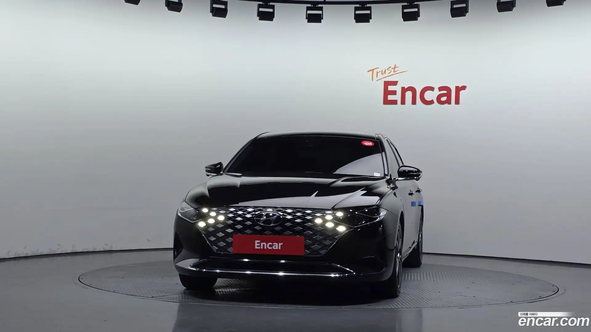 Grandeur Hyundai 2022.5-OUTER-003