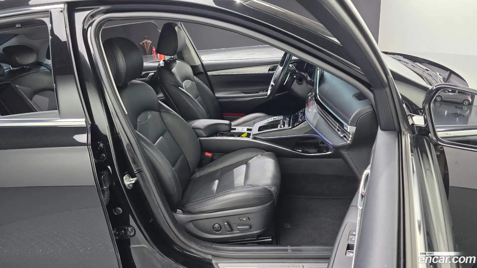 Grandeur Hyundai 2022.5-INNER-036
