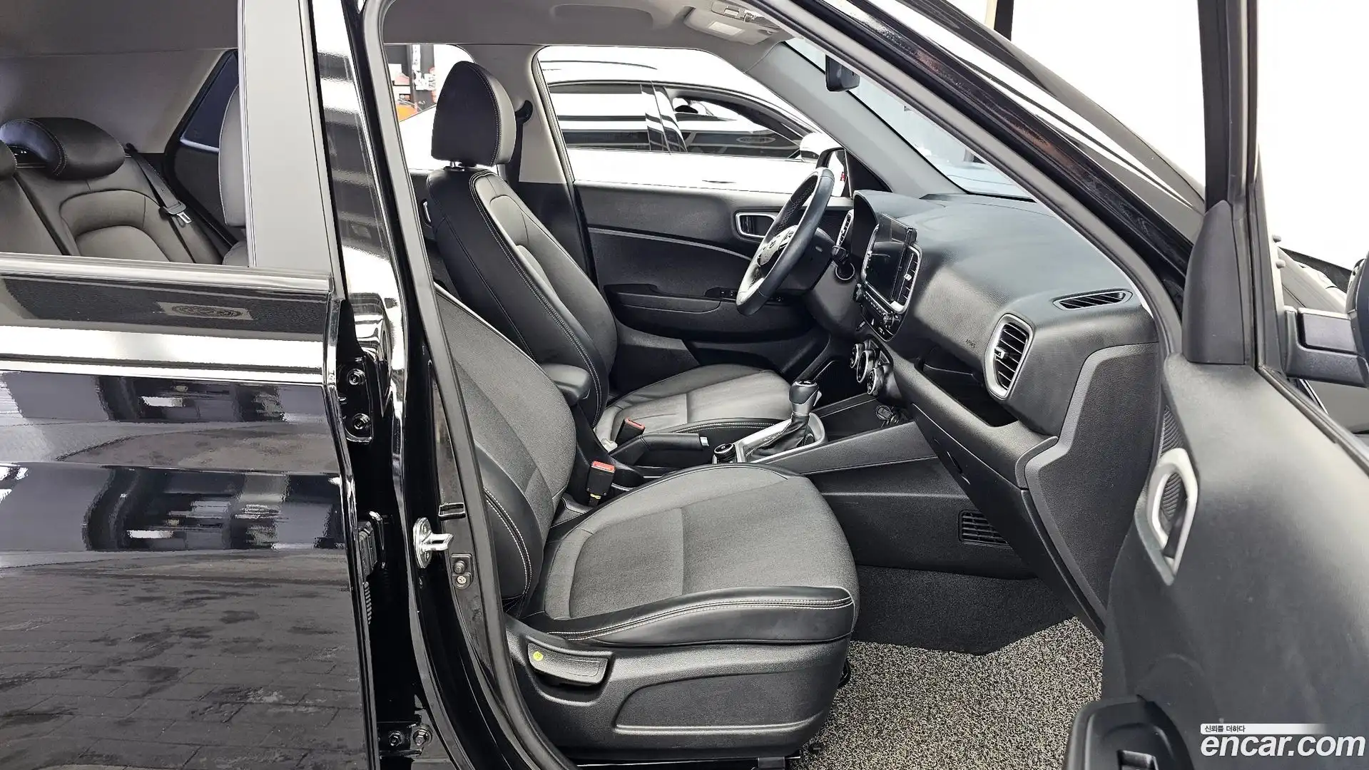 Venue Hyundai 2019.10-OPTION-015