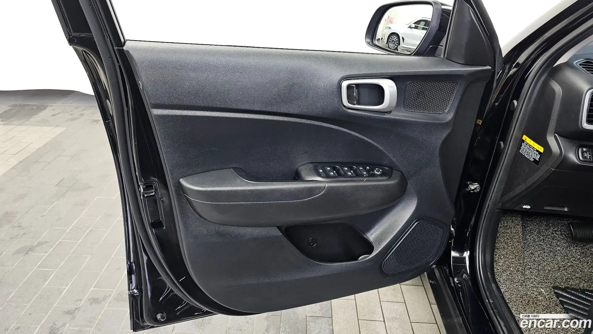 Venue Hyundai 2019.10-INNER-034