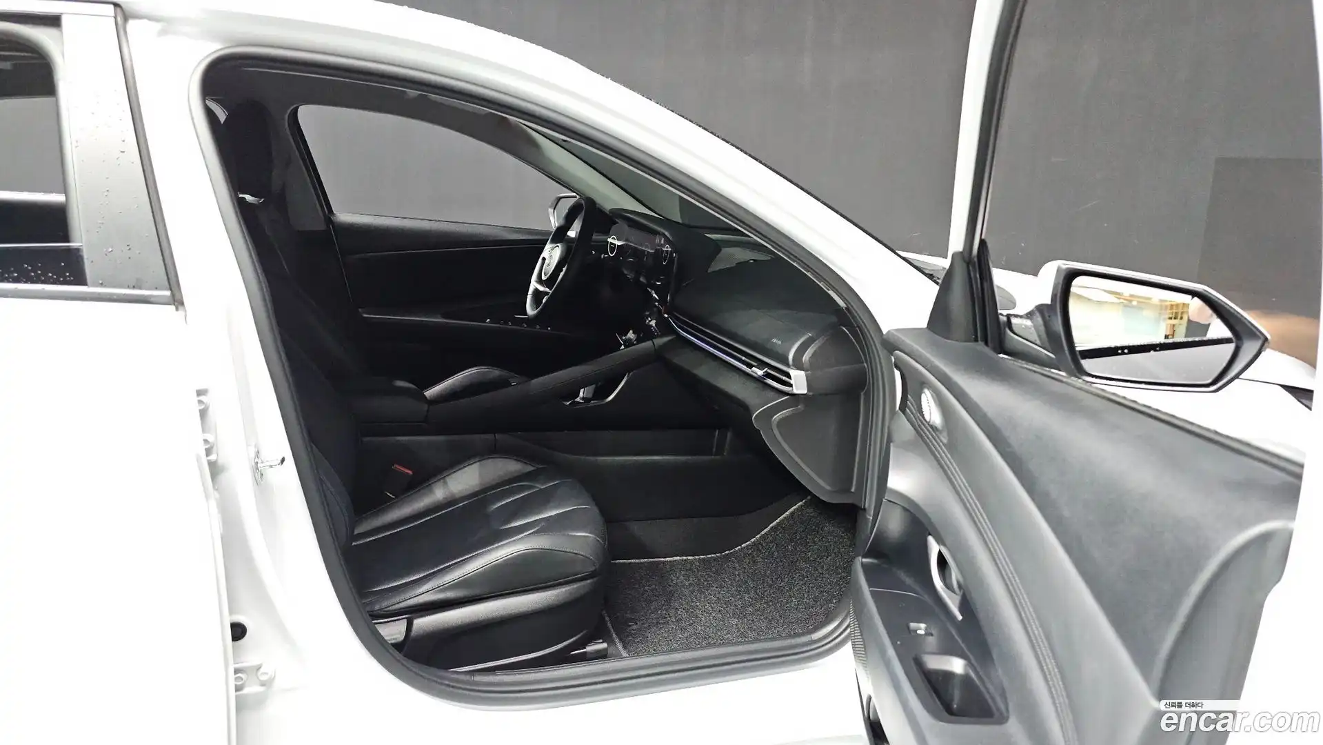 AVANTE Hyundai 2021.1-OPTION-022