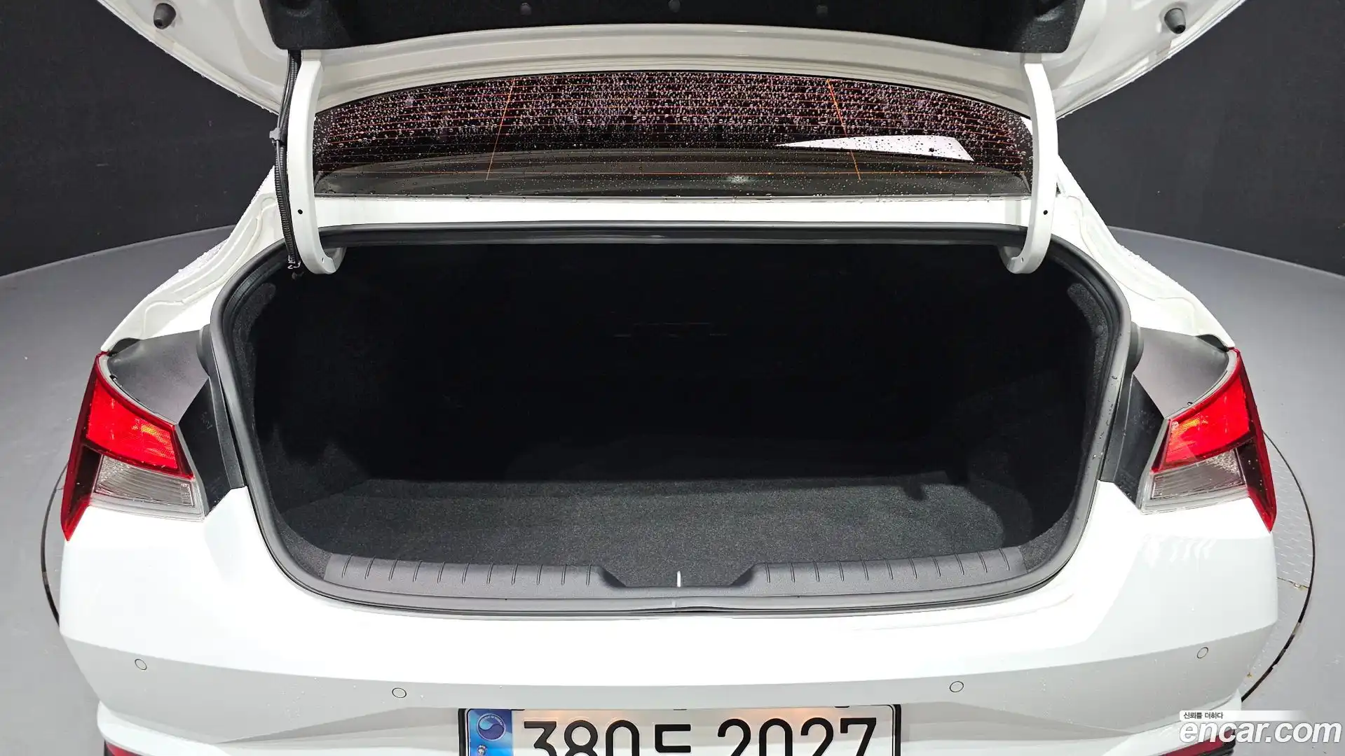 AVANTE Hyundai 2021.1-OPTION-024