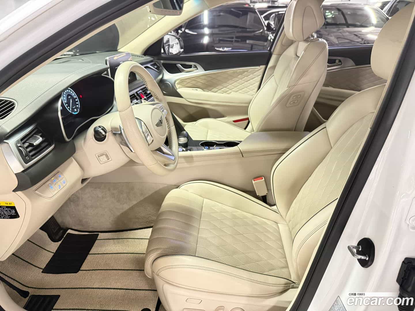 G70 Genesis 2020.5-INNER-009