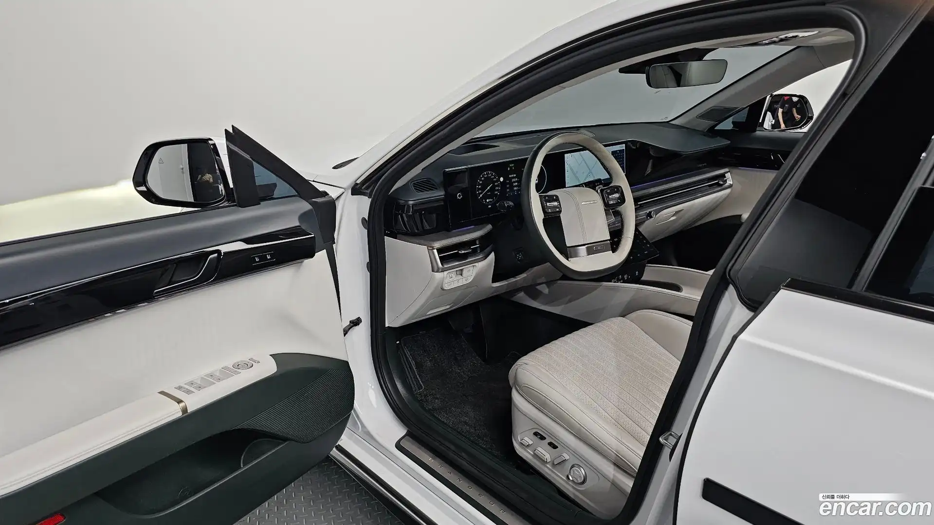 Grandeur Hyundai 2024.6-INNER-010