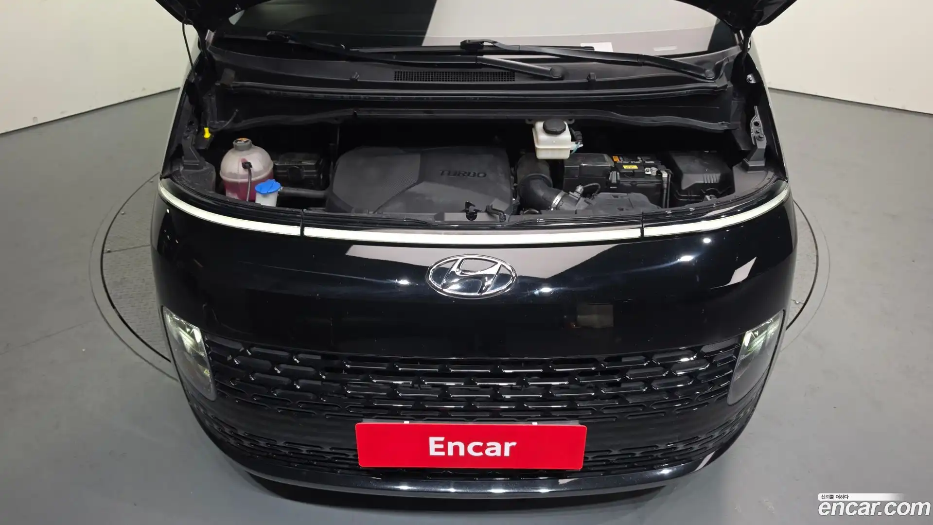 Staria Hyundai 2022.1-OUTER-006