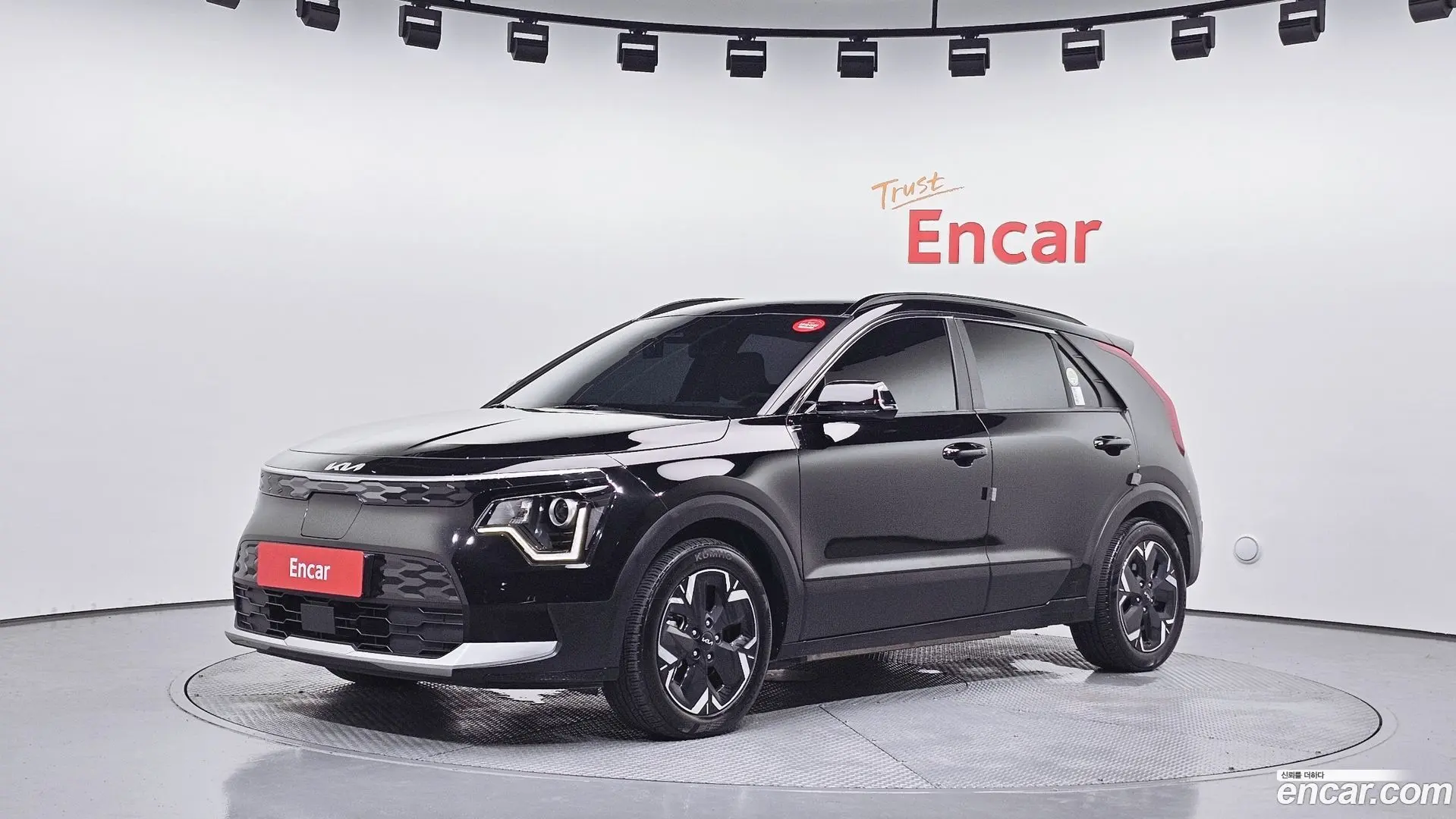 Main__Slider__Photo:Niro Kia 2022.6-0
