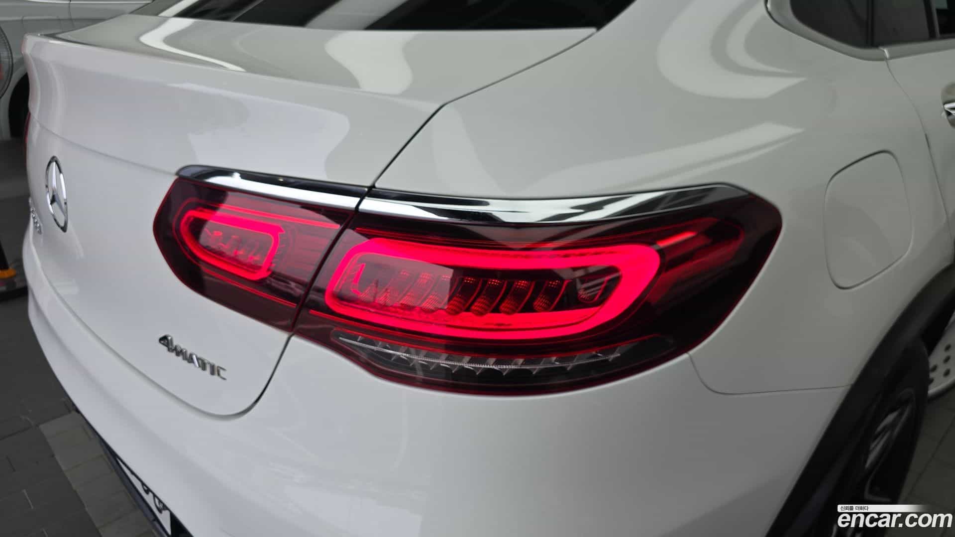 GLC-Class Mercedes-Benz 2020.3-OUTER-033
