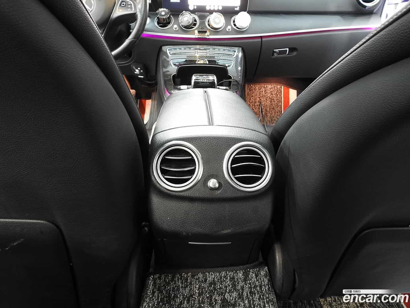 E-Class Mercedes-Benz 2017.5-INNER-009