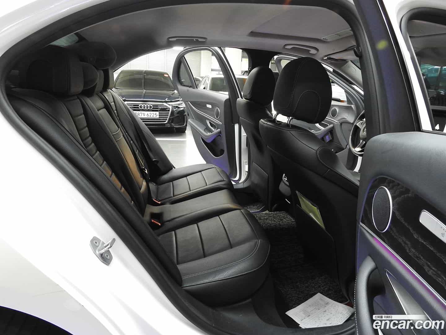 E-Class Mercedes-Benz 2017.5-OPTION-021