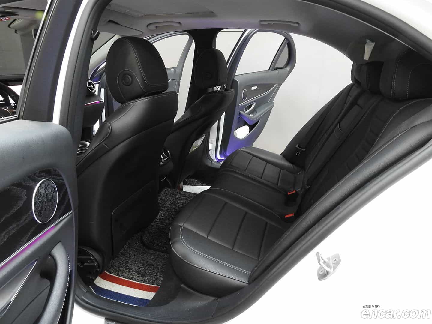 E-Class Mercedes-Benz 2017.5-OPTION-022