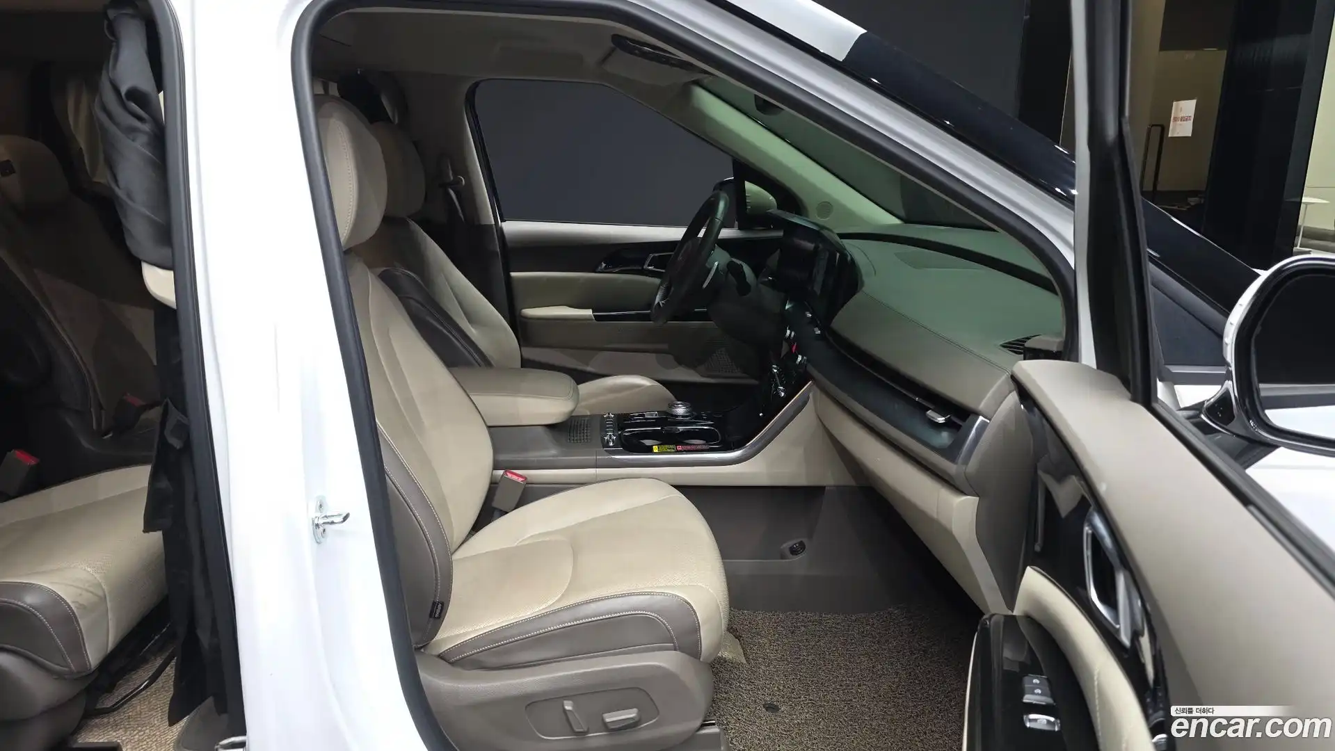 Canival Kia 2022.1-OPTION-015