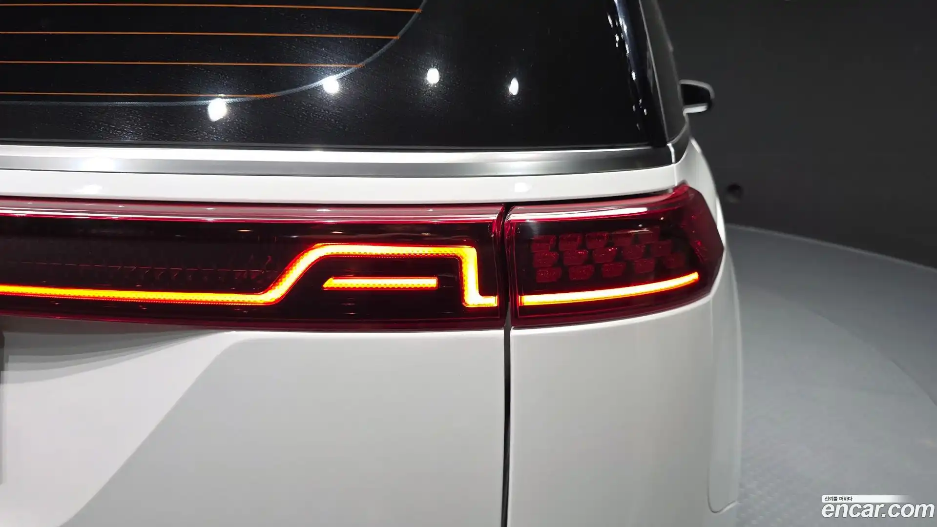 Canival Kia 2022.1-OUTER-033
