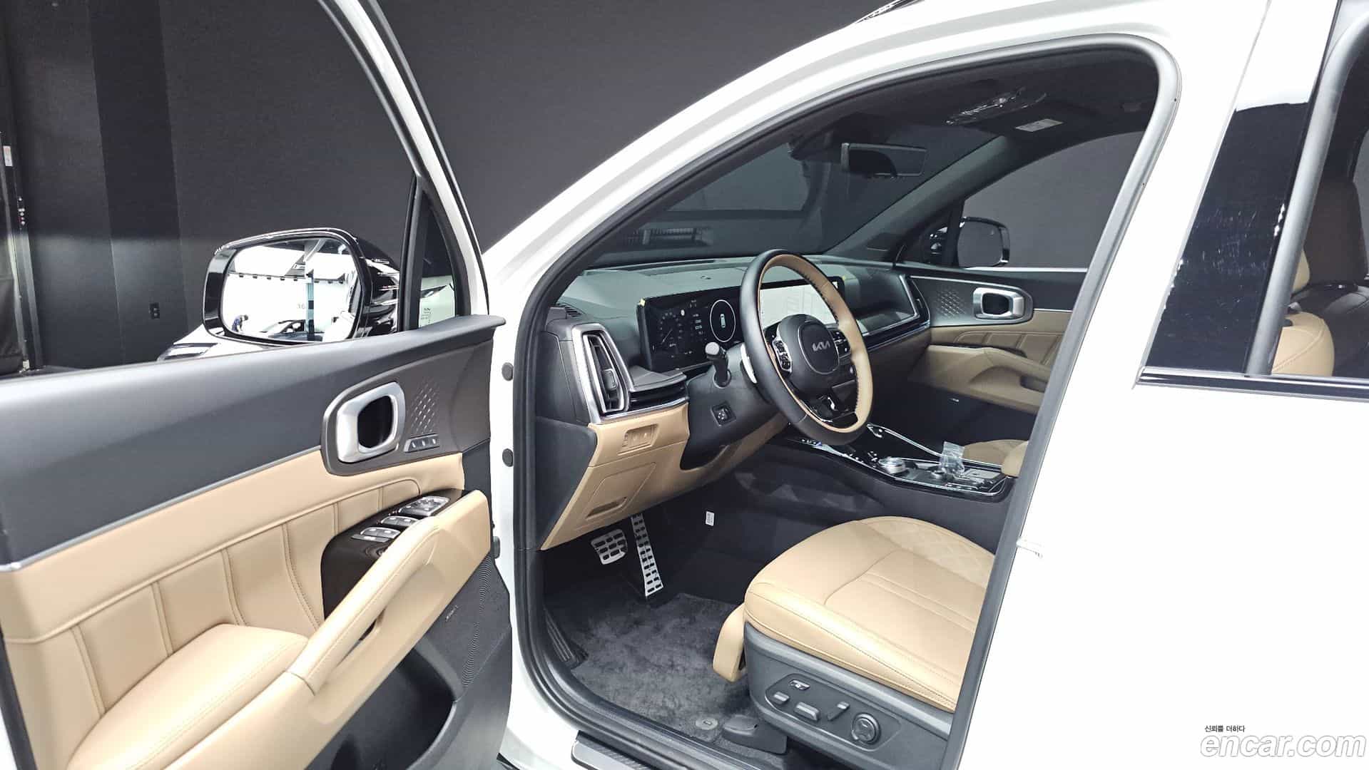 Sorento Kia 2024.2-INNER-010