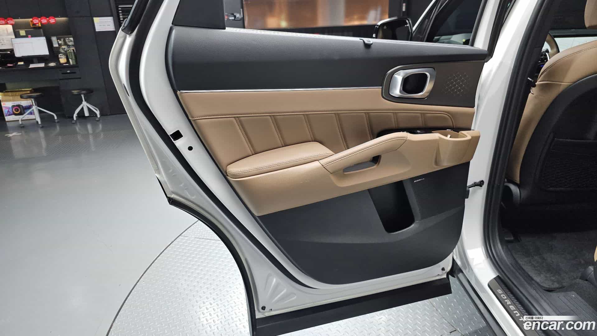 Sorento Kia 2024.2-INNER-035