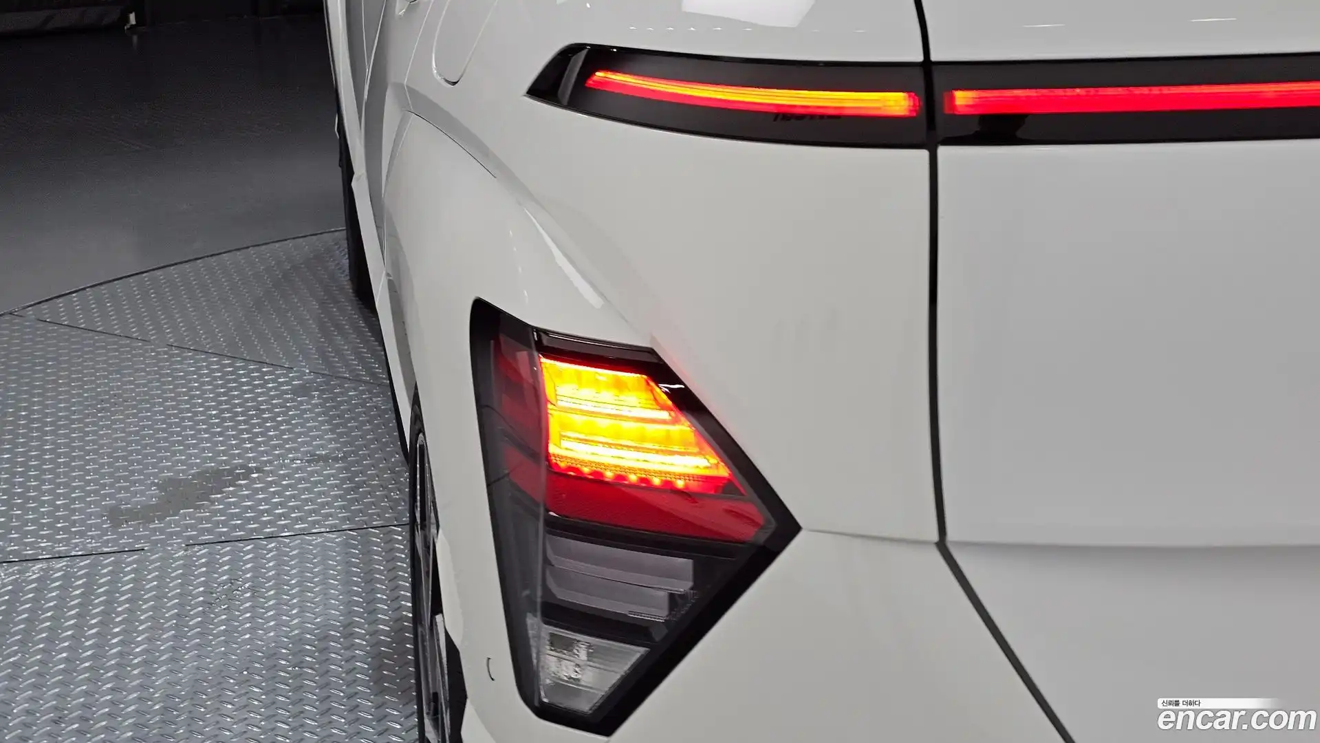 Kona Hyundai 2024.6-OUTER-033