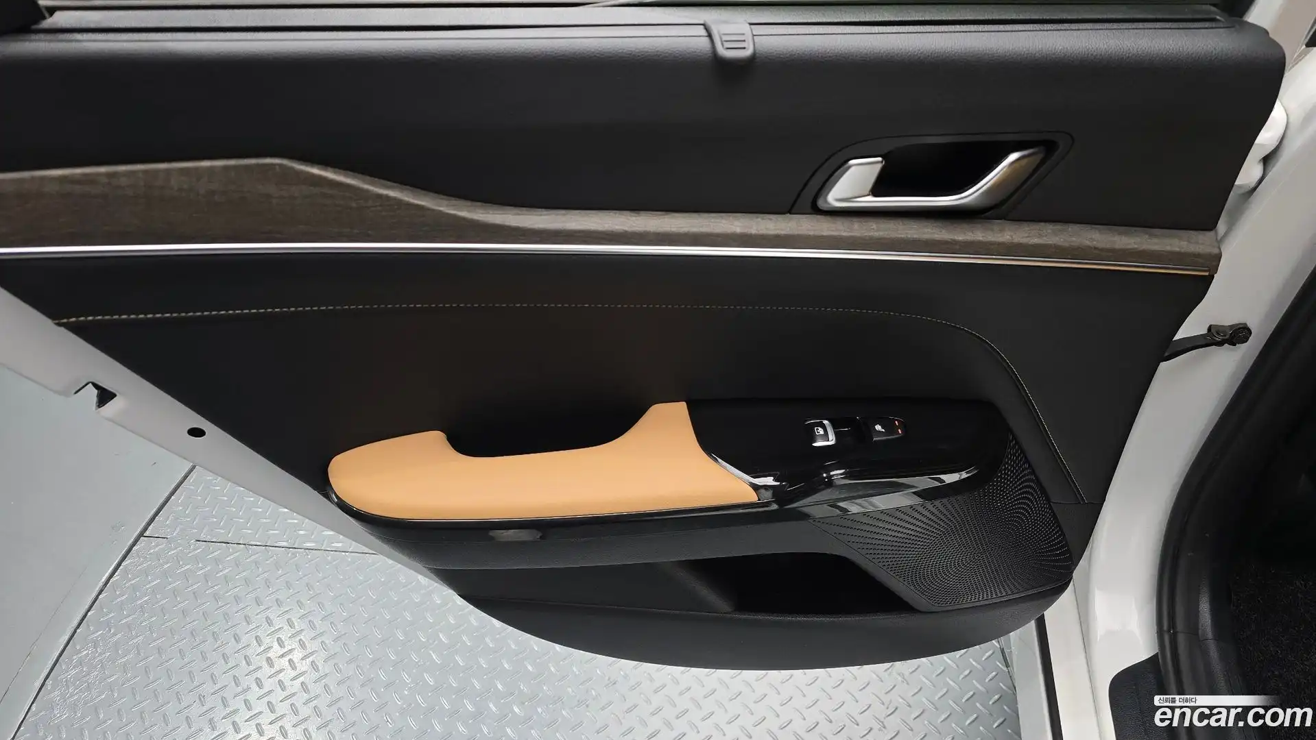 K5 Kia 2023.2-INNER-035