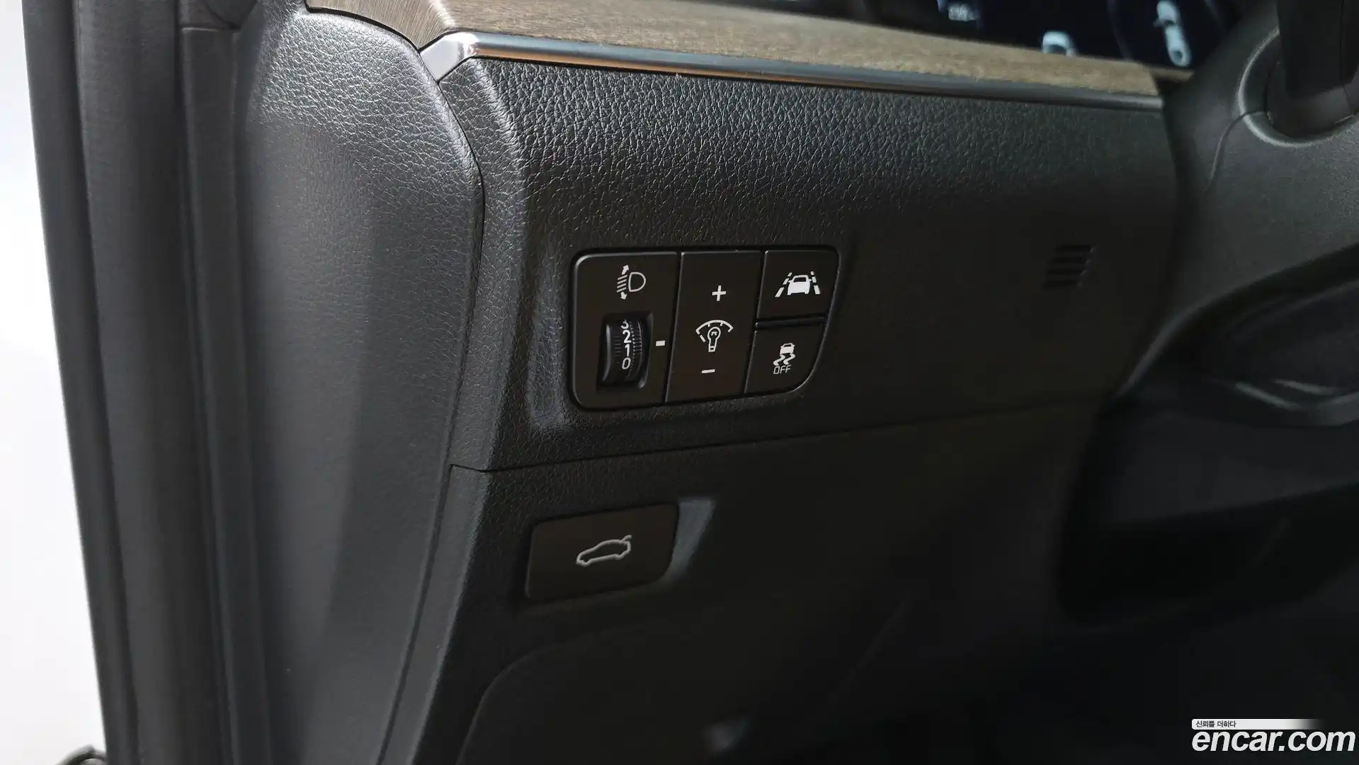 K5 Kia 2023.2-OPTION-041