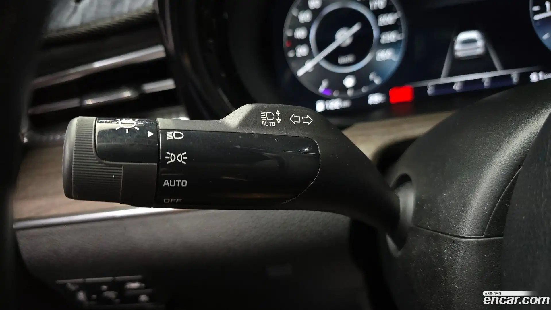 K5 Kia 2023.2-OPTION-044