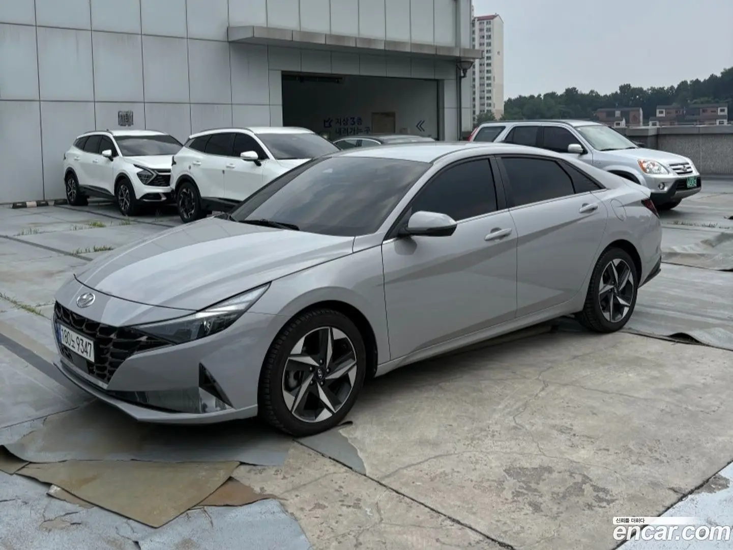 Main__Slider__Photo:AVANTE Hyundai 2022.3-0