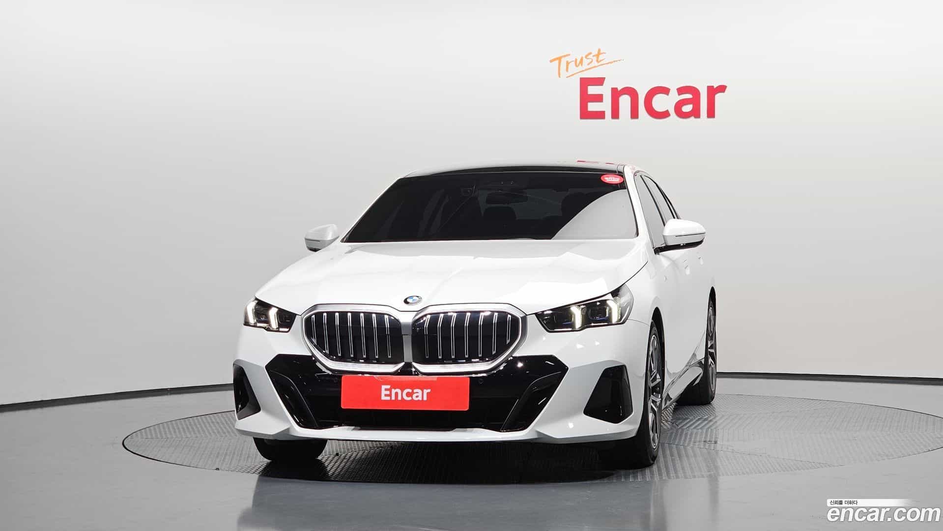 5-Series BMW 2025.8-OUTER-003