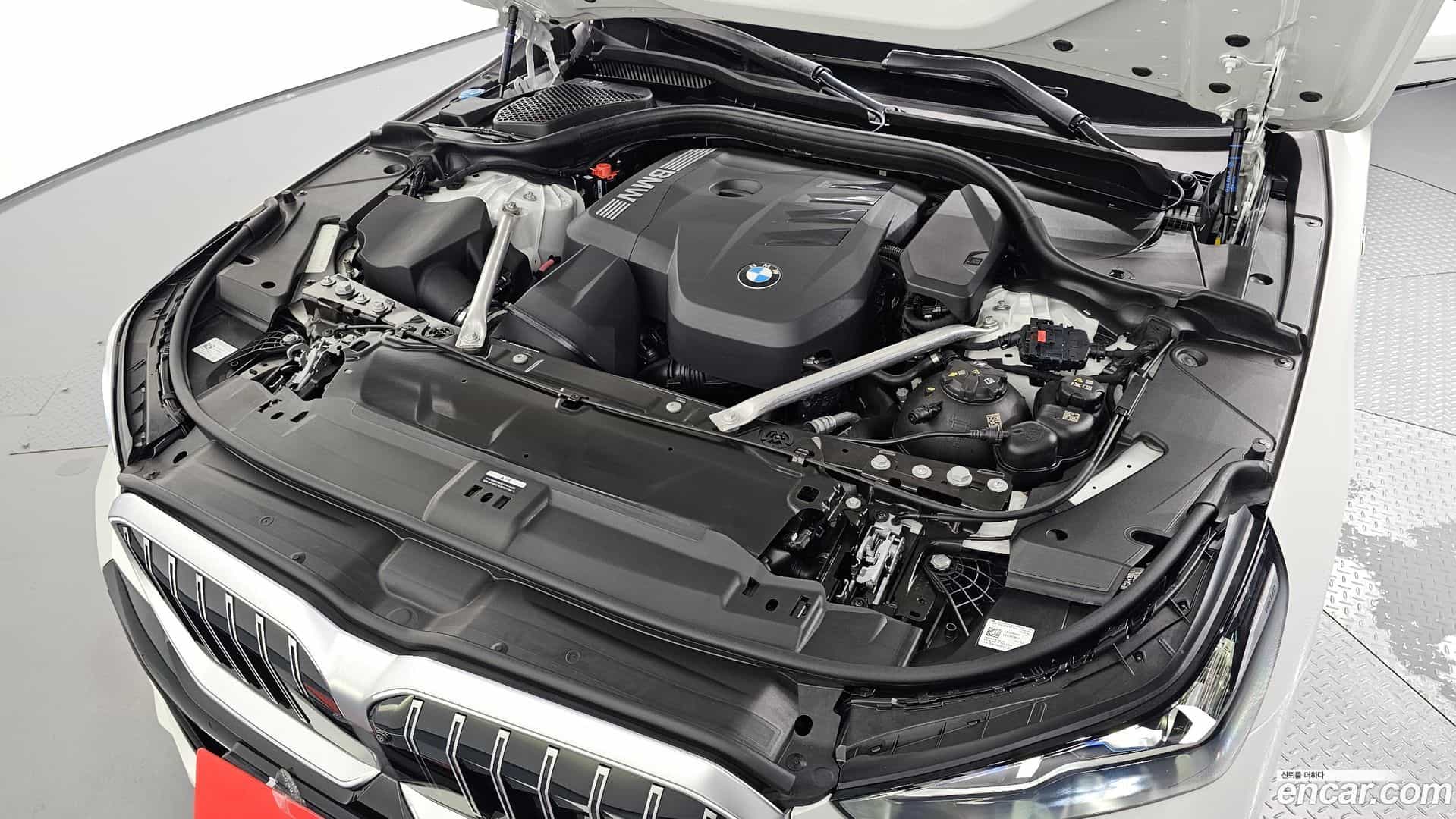5-Series BMW 2025.8-OUTER-006