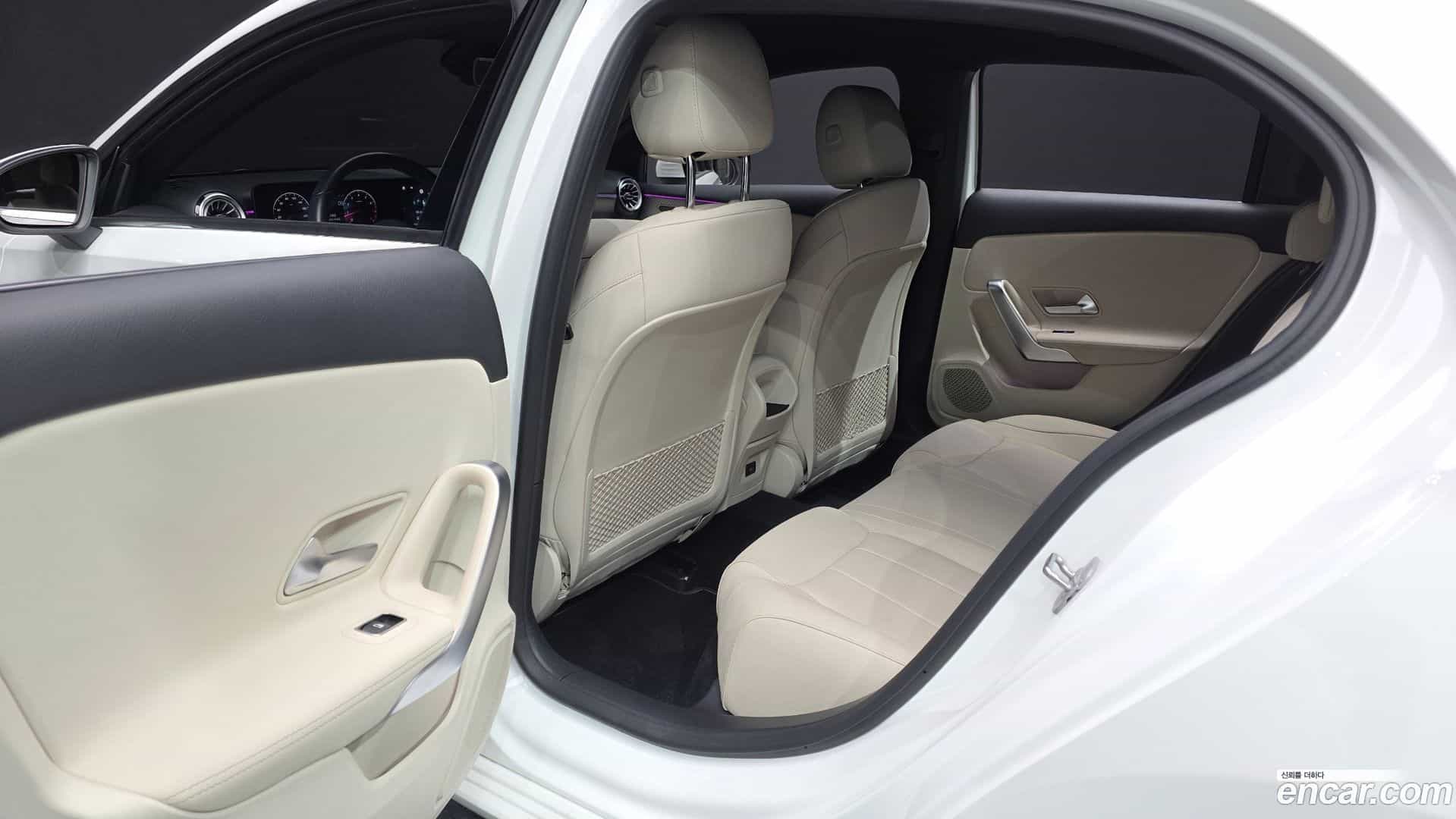 A-Class Mercedes-Benz 2024.4-OPTION-016