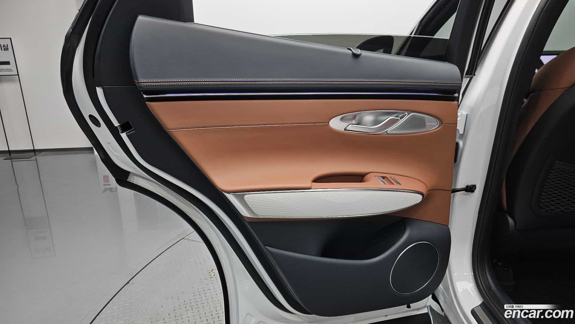 GV70 Genesis 2024.11-INNER-035