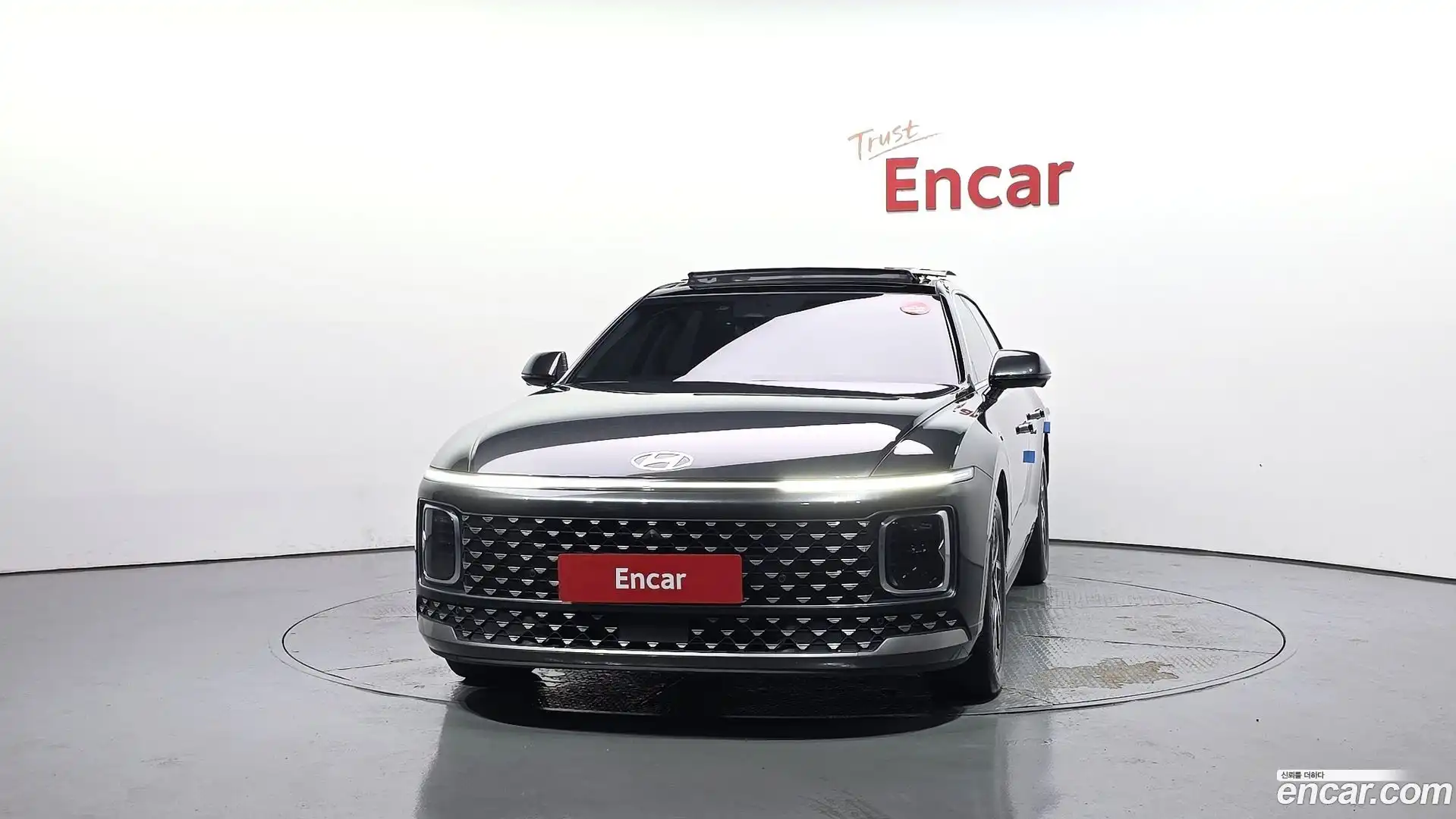 Grandeur Hyundai 2023.1-OUTER-003