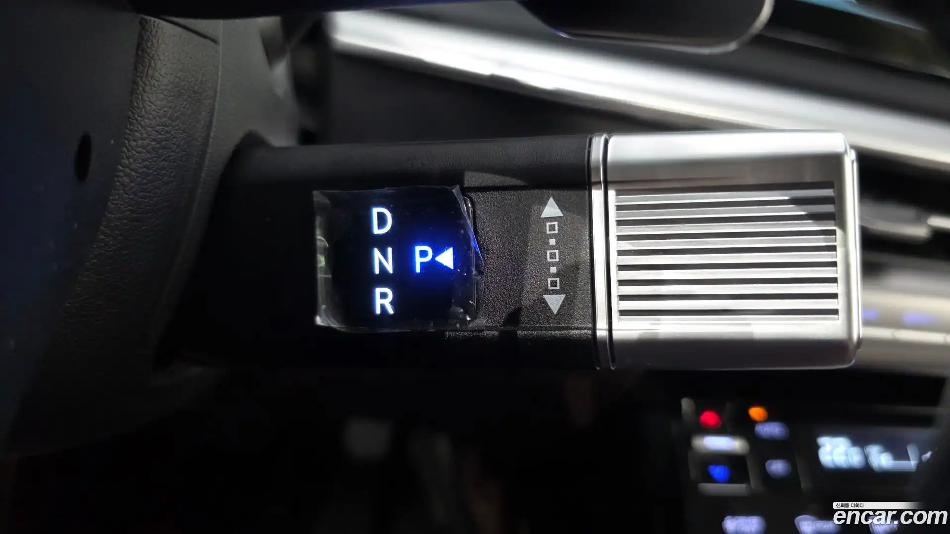 Grandeur Hyundai 2023.1-INNER-009