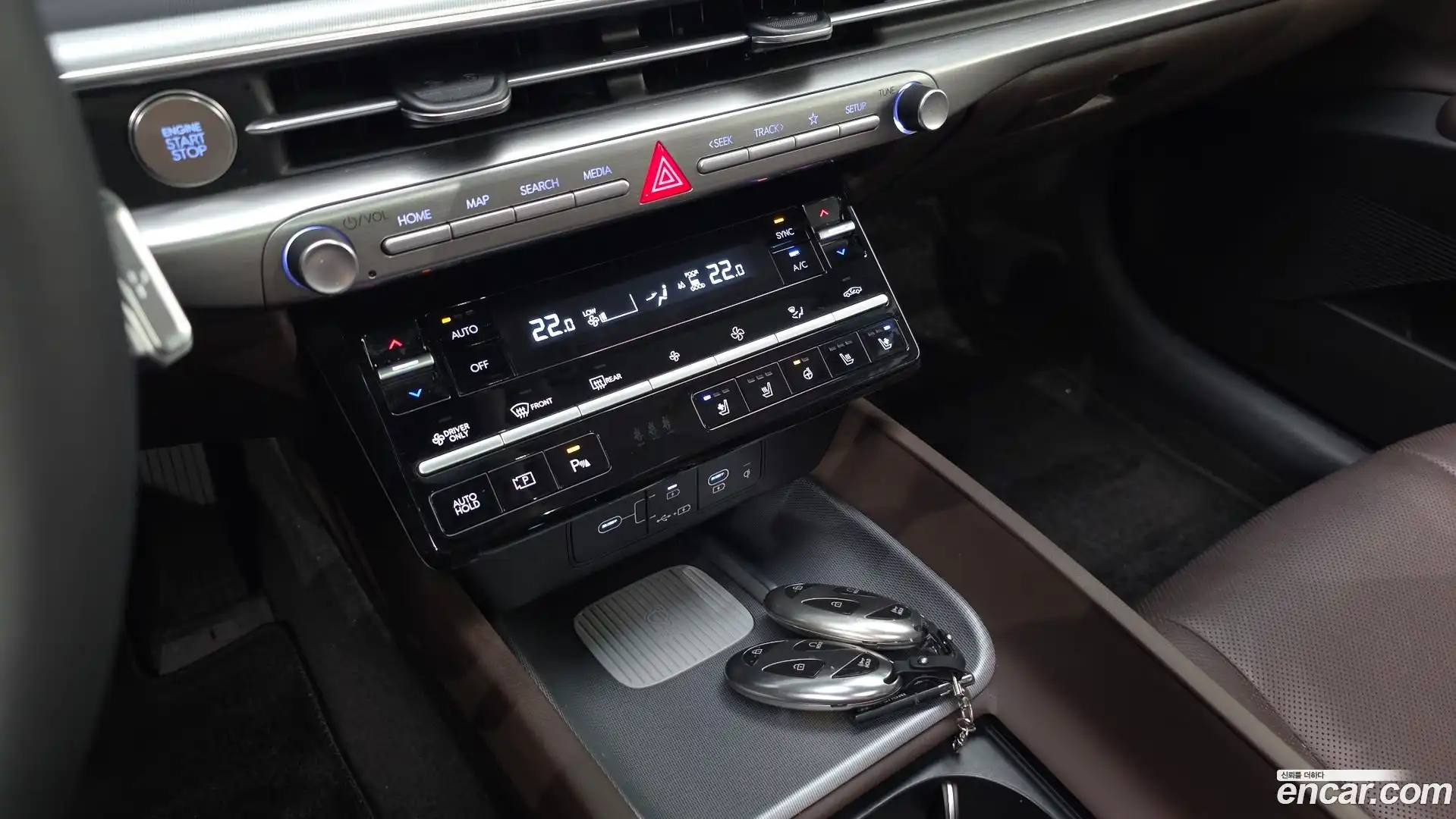 Grandeur Hyundai 2023.1-OPTION-021