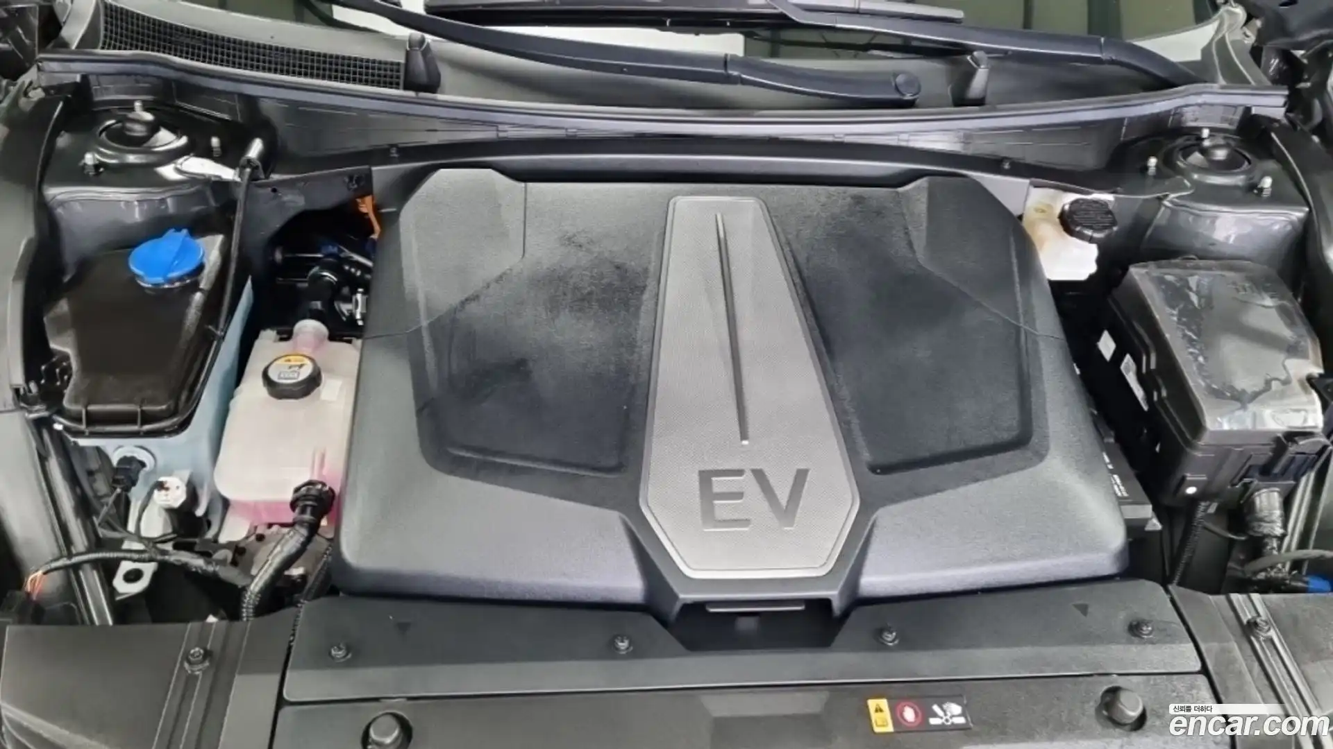 EV6 Kia 2023.2-OUTER-006