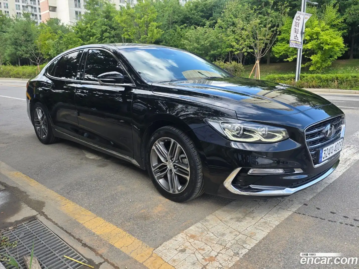Grandeur Hyundai 2018.5-OUTER-001