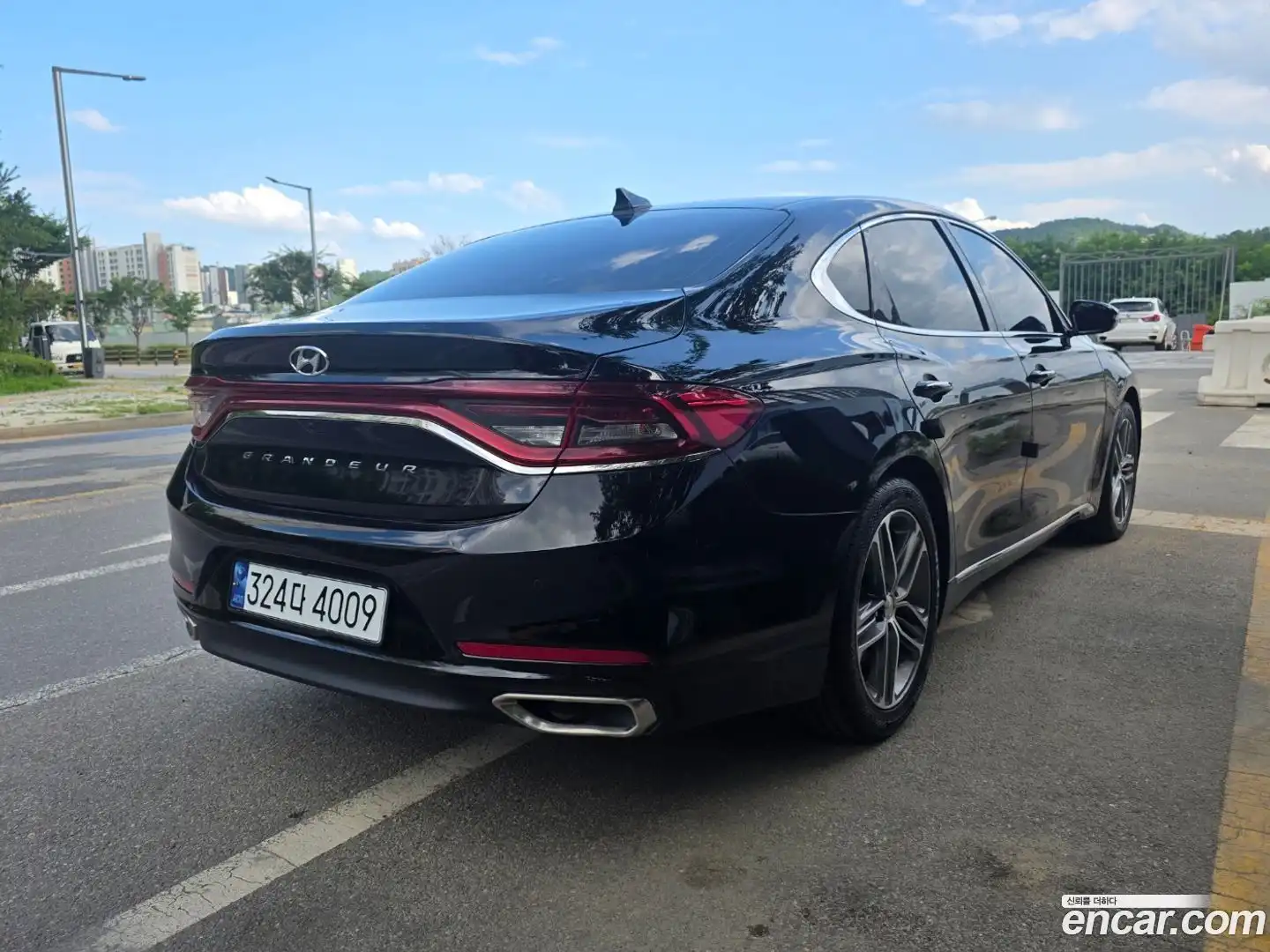 Grandeur Hyundai 2018.5-OUTER-004