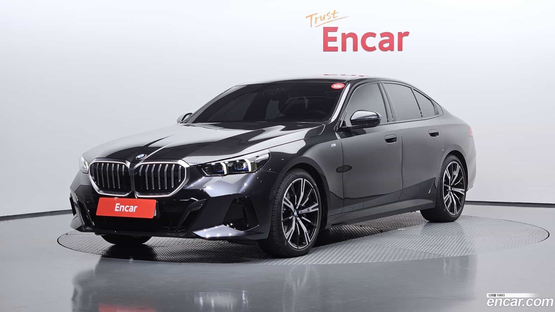 5-Series BMW 2025.6-OUTER-001