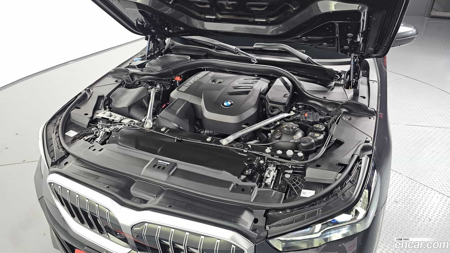 5-Series BMW 2025.6-OUTER-006