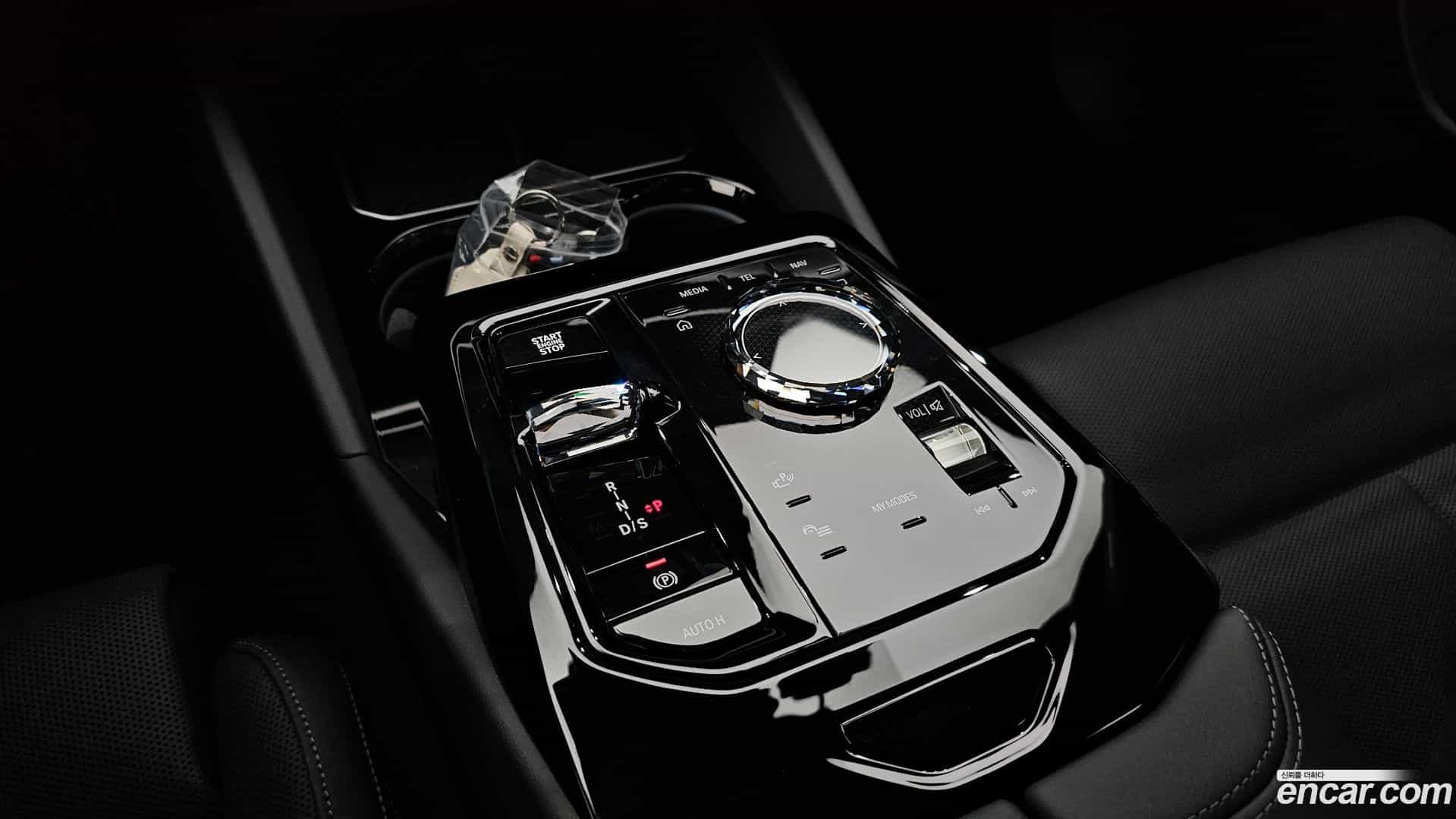 5-Series BMW 2025.6-INNER-009