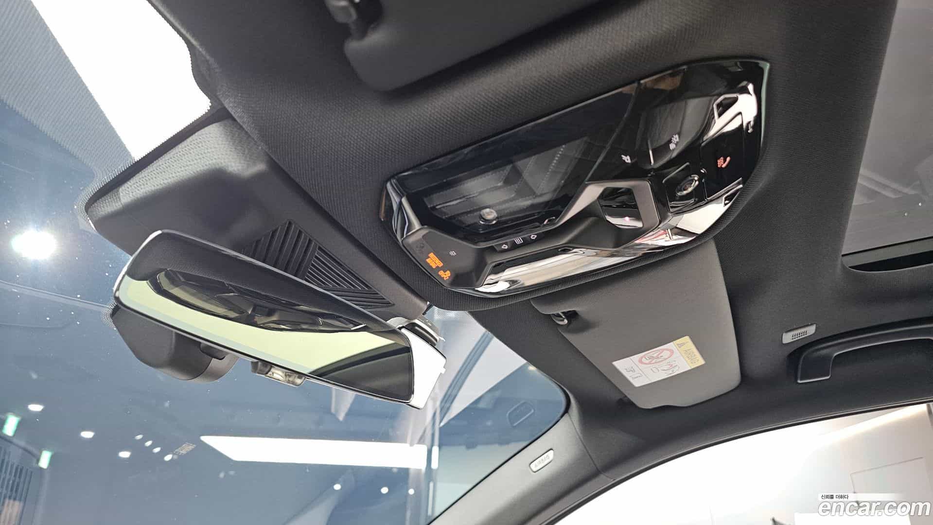 5-Series BMW 2025.6-OPTION-018