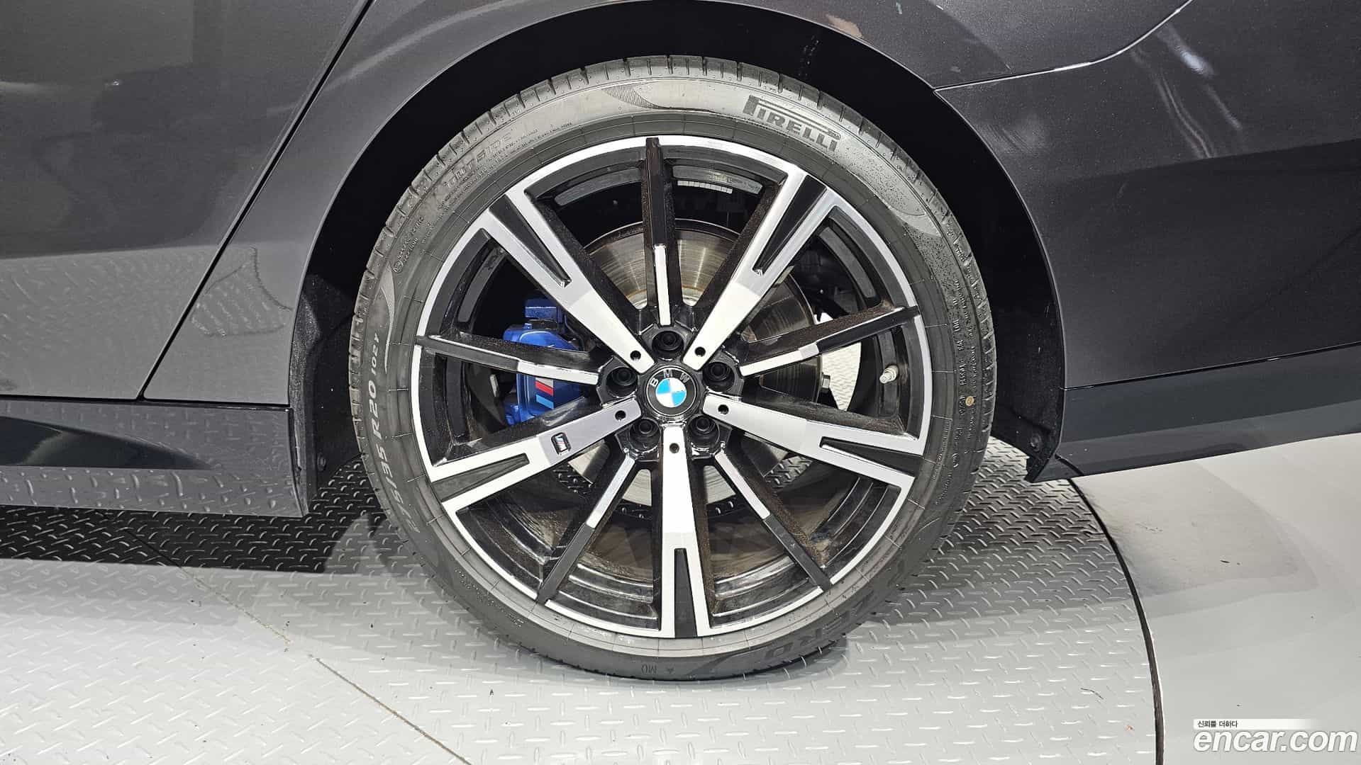5-Series BMW 2025.6-OUTER-031